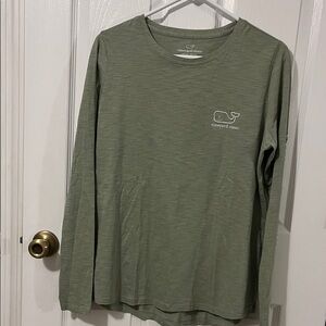 Vineyard Vines long sleeve